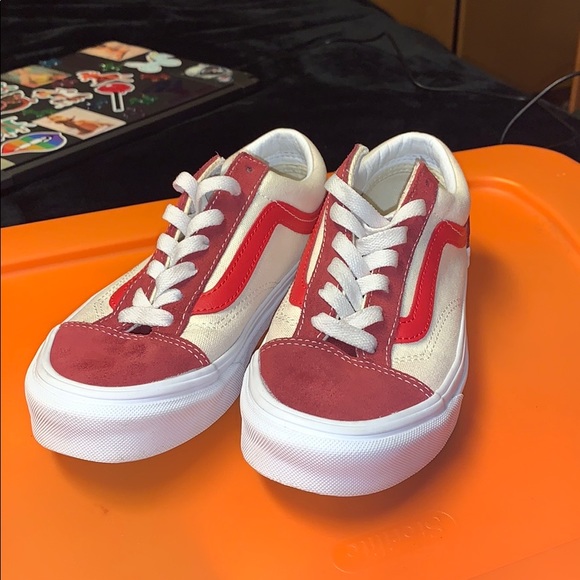 Vans - Picture 1 of 8